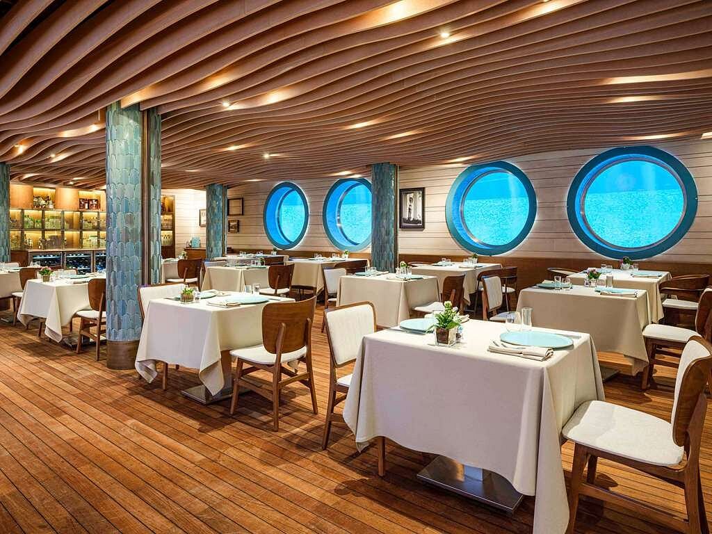 Bayraklı Toplantı Salonu - Galeri Görseli