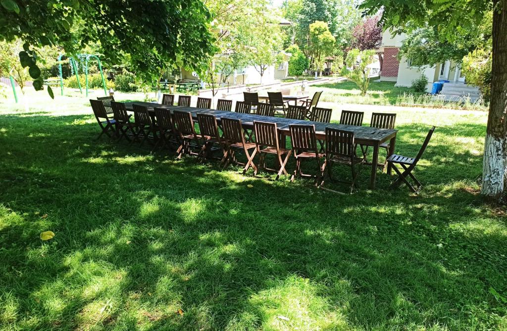 Garden I - Room Image