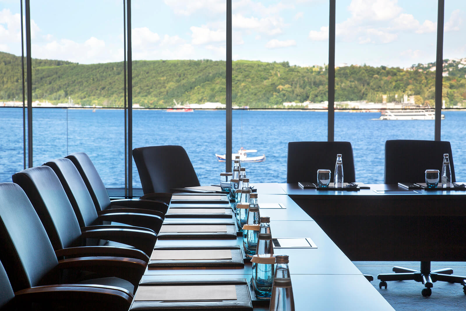 Tarabya Meeting Room - Gallery Image