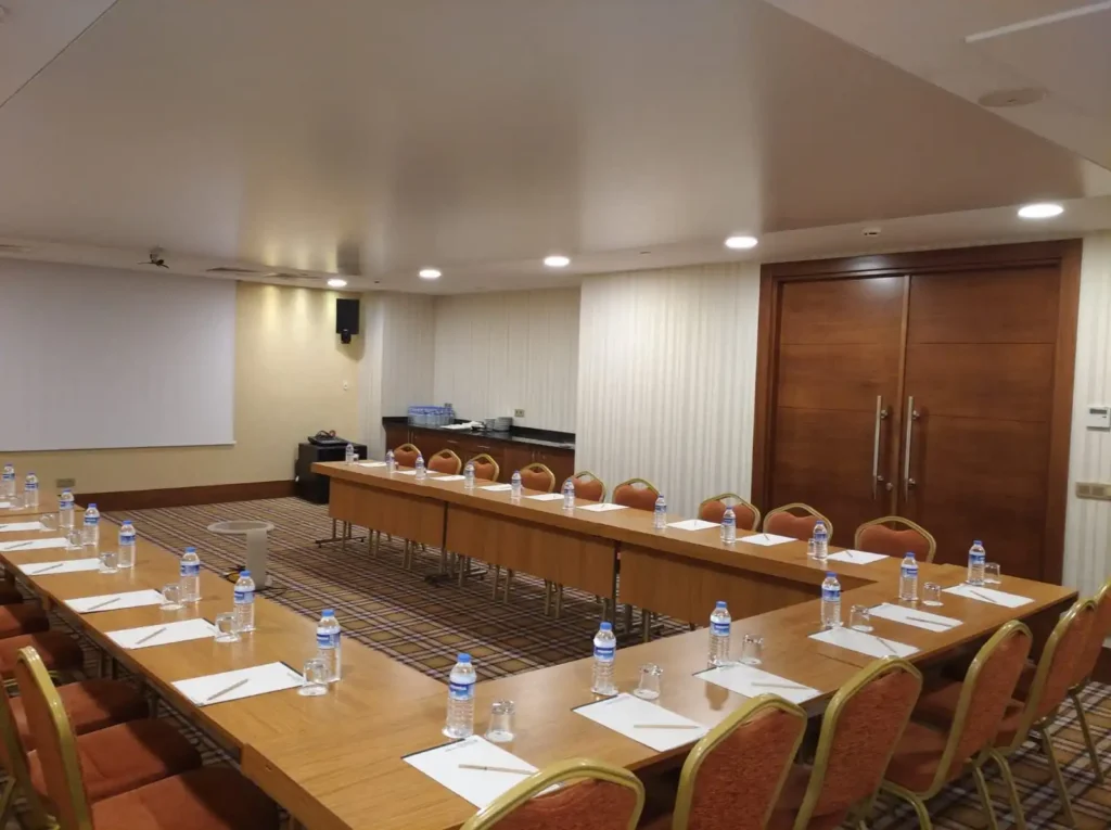 Tuna 1 Toplantı Salonu