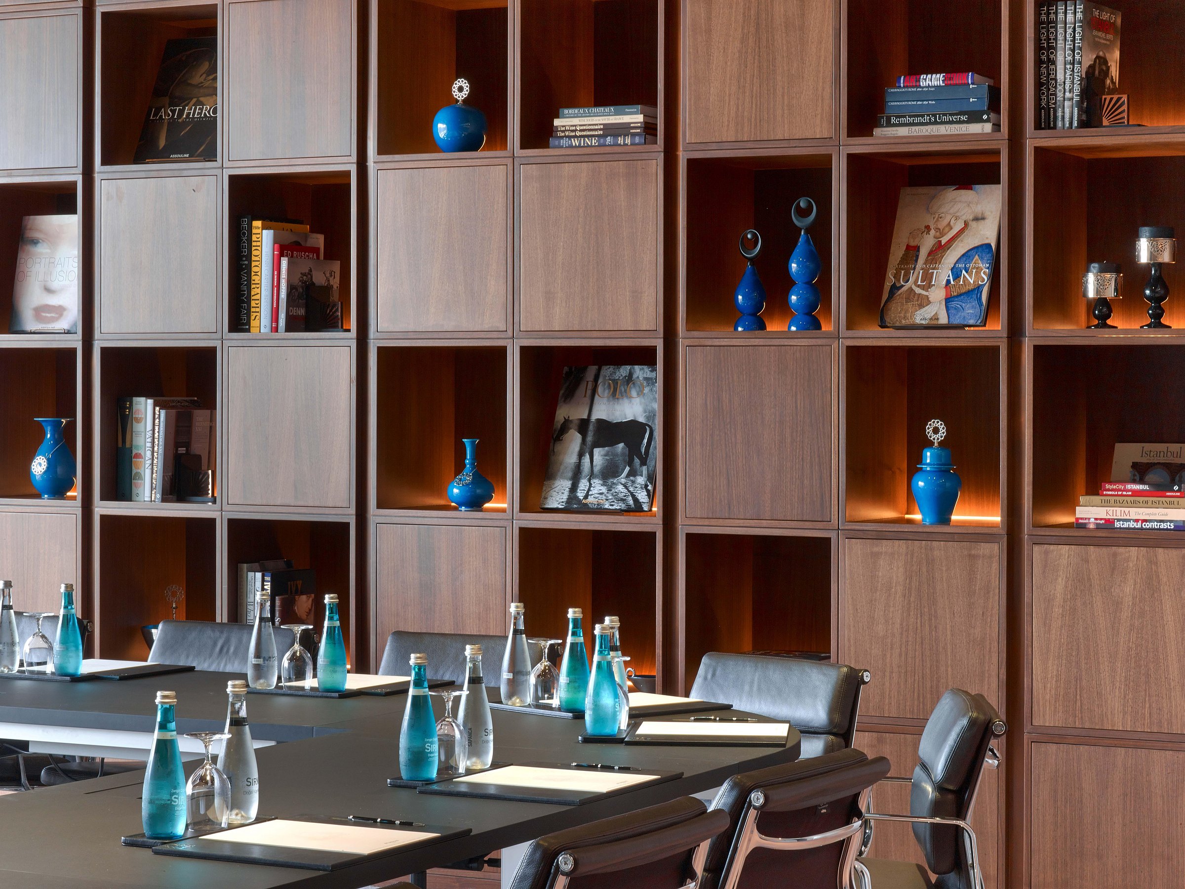 John Jacob Astor Boardroom - Galeri Görseli