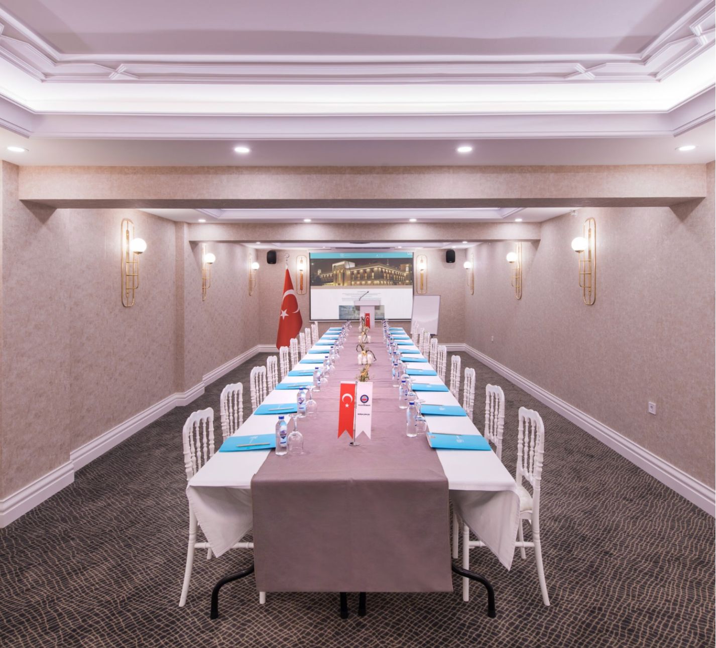 Toplantı Odası 1 - Galeri Görseli