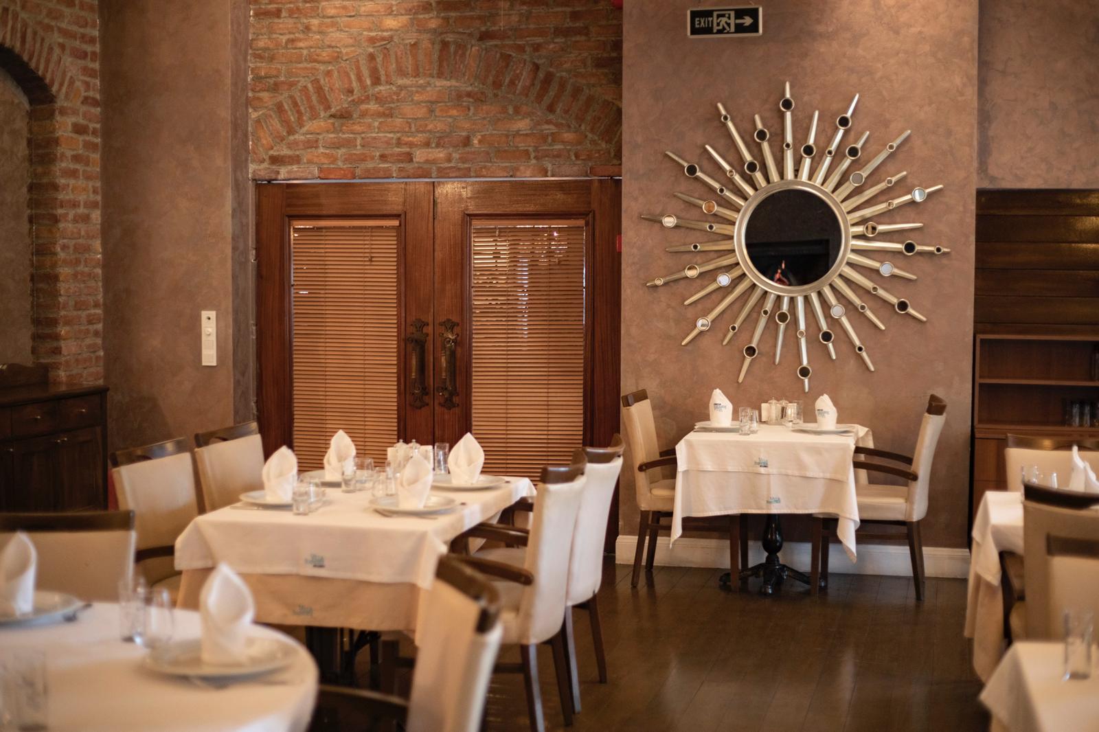 Meeting Room - Gallery Image