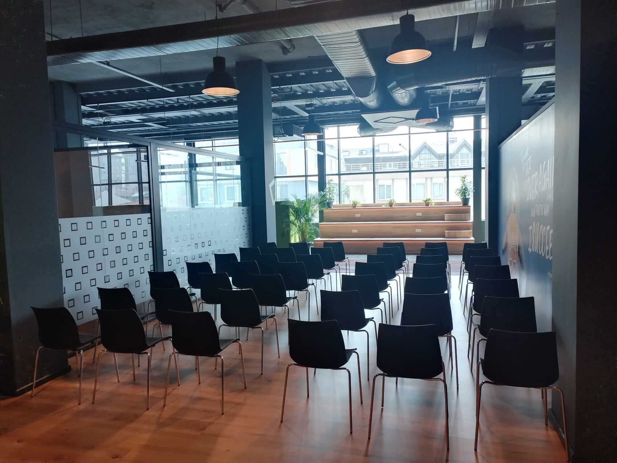 Open Seminar Space - Gallery Image