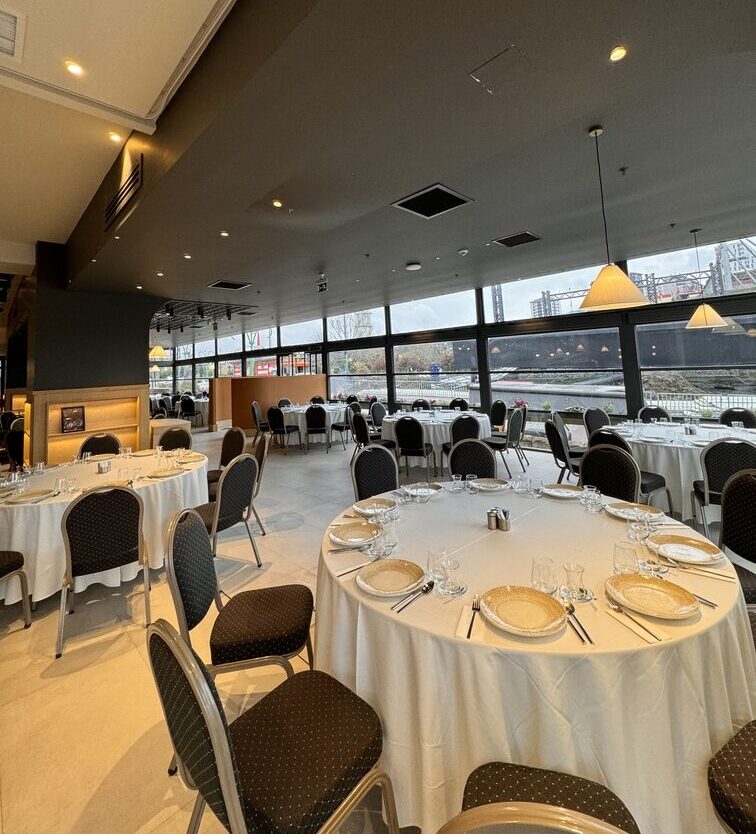 Via Lounge - Room Image