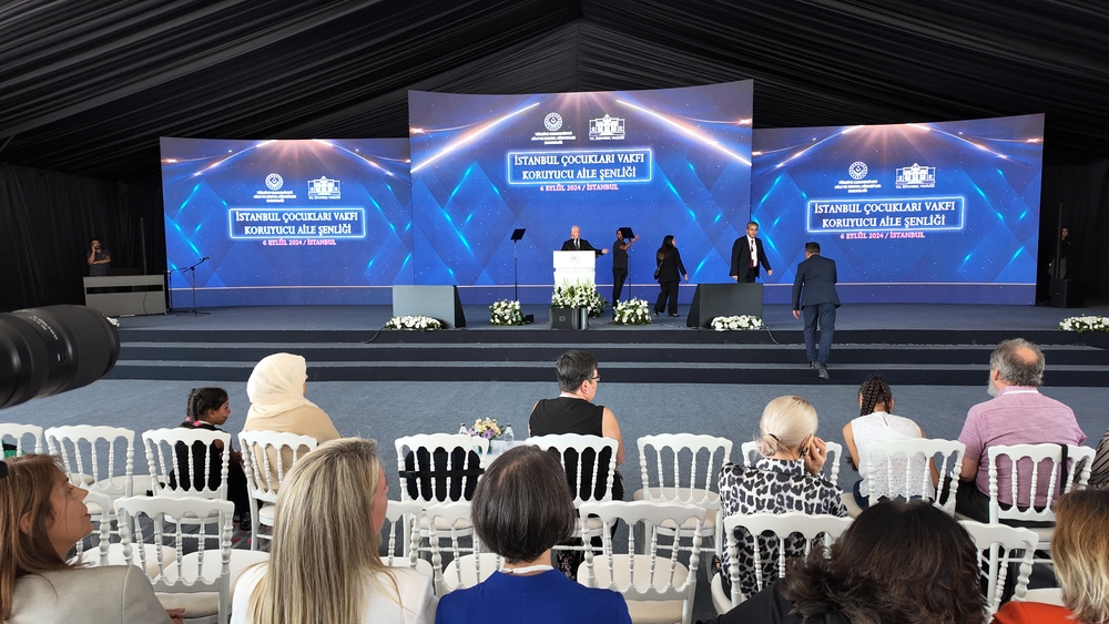 Parkour Grass Area - Gallery Image