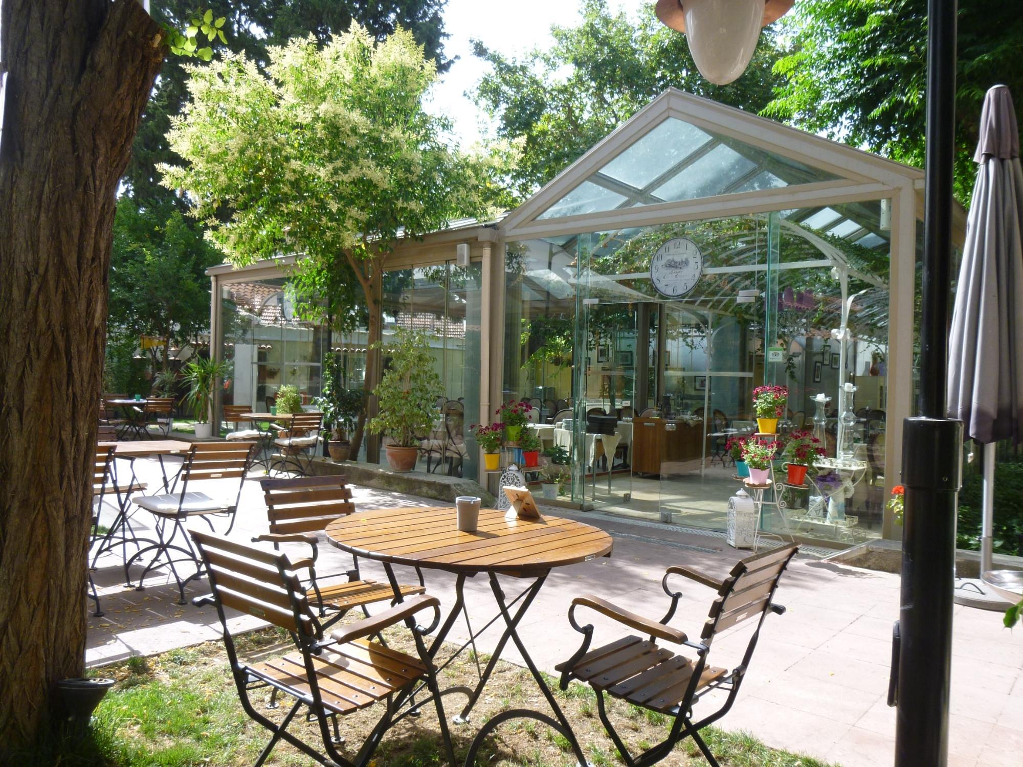 Küçük Kış Bahçesi - Galeri Görseli