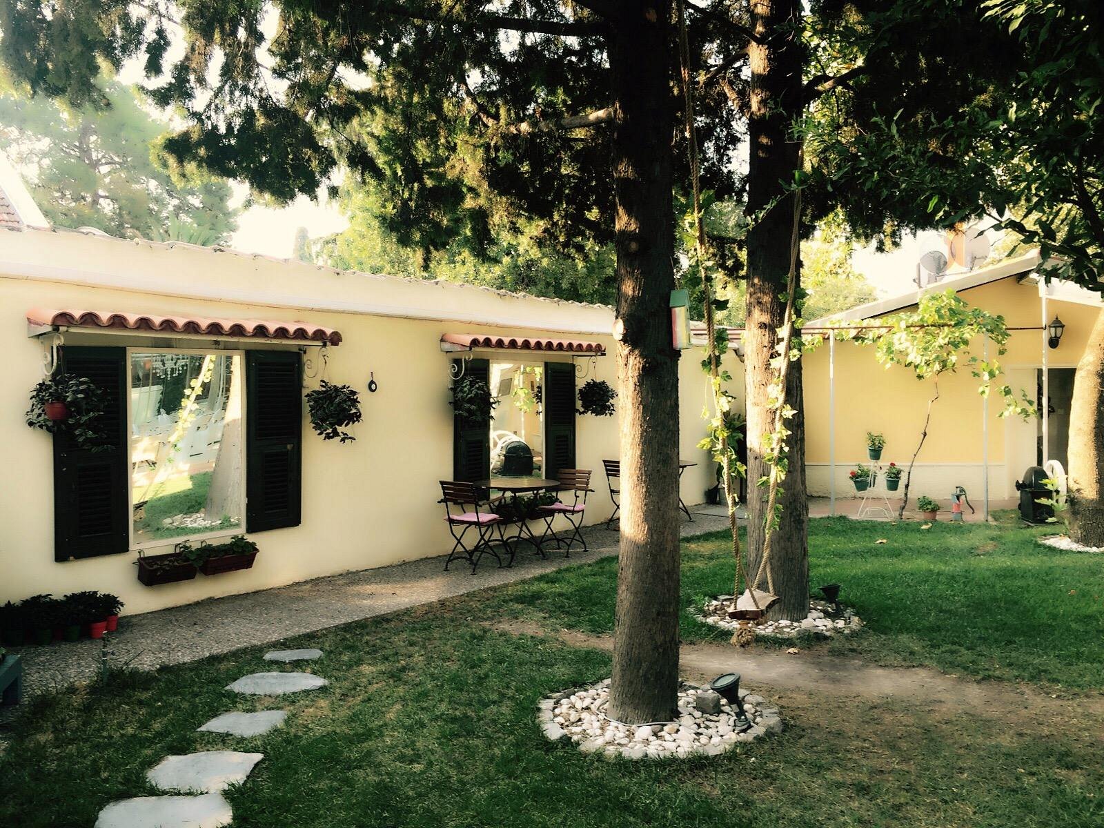 Küçük Kış Bahçesi - Galeri Görseli