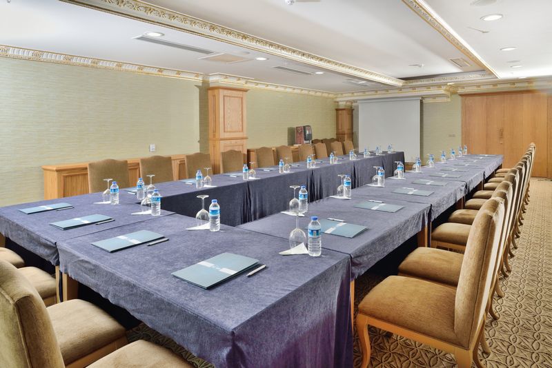 Azalea Meeting Room - Room Image