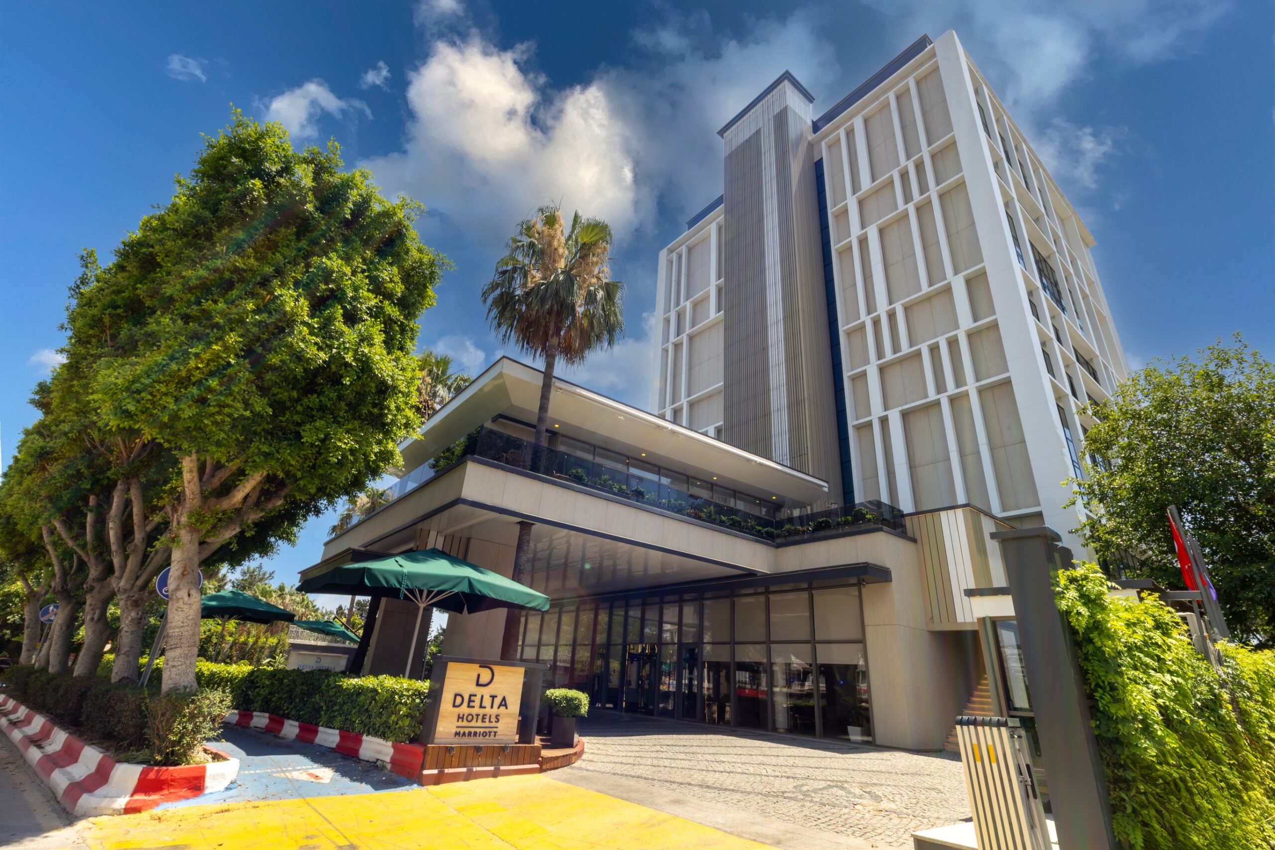 Small Living Room - Gallery Image