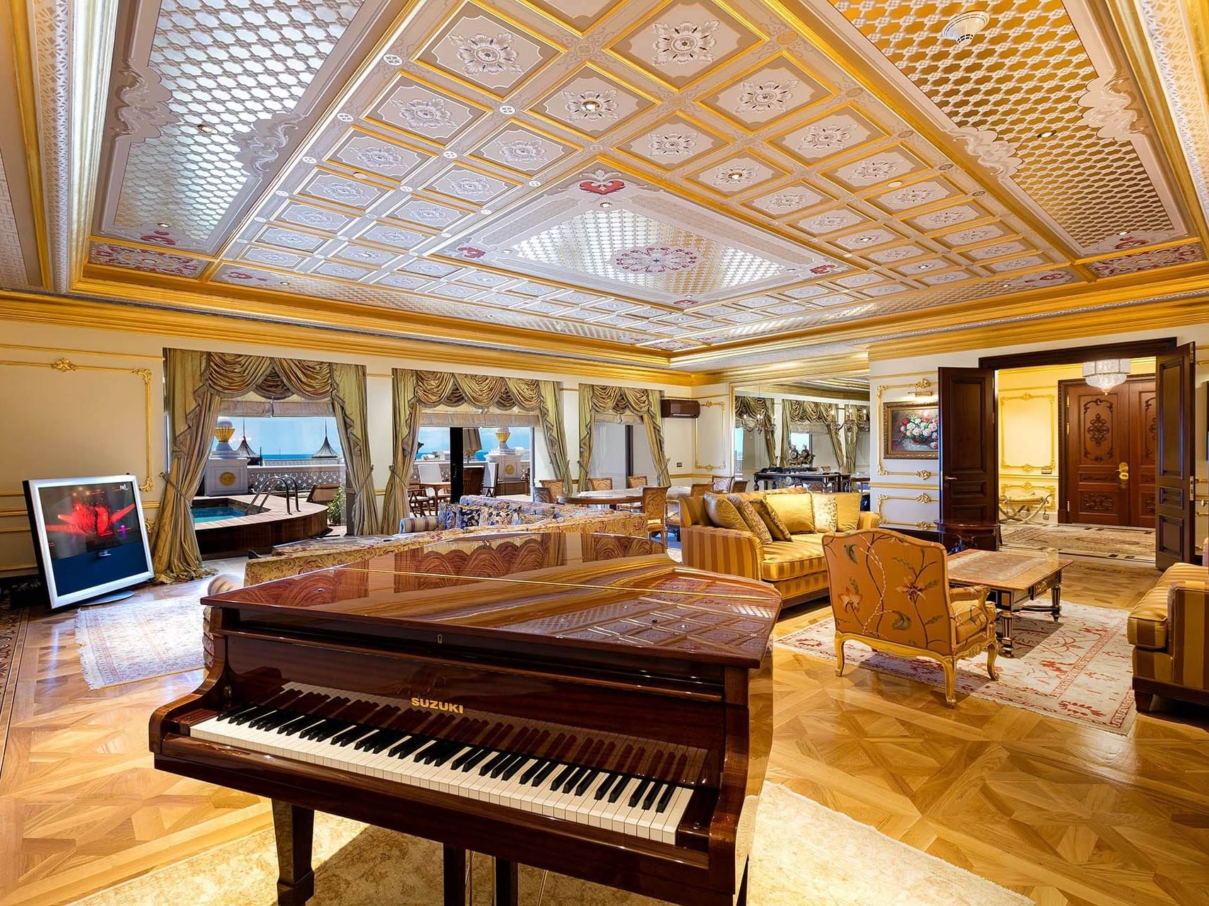 Titanic Mardan Palace