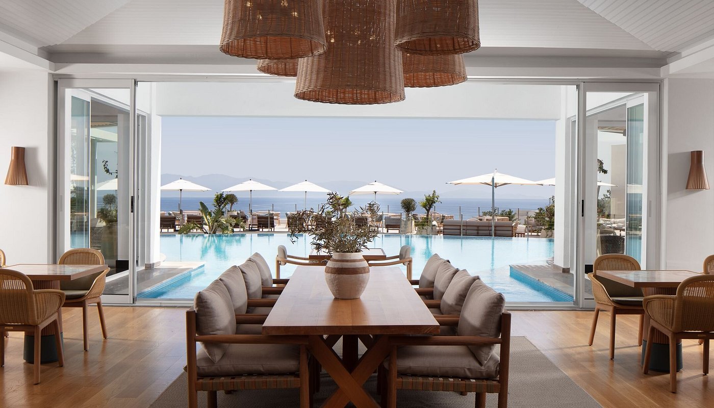 Lounge Area - Gallery Image