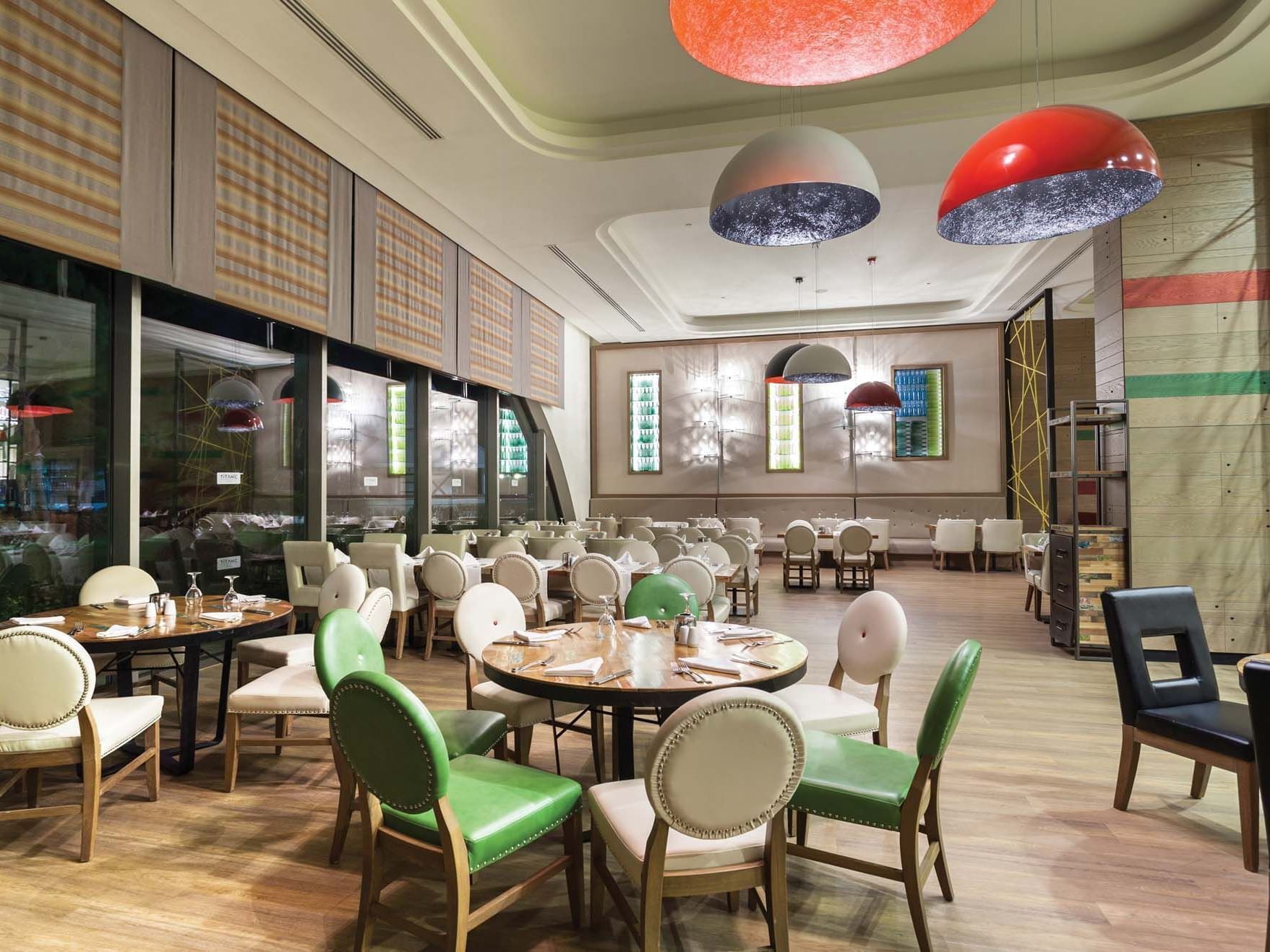 Pacific Foyer - Gallery Image