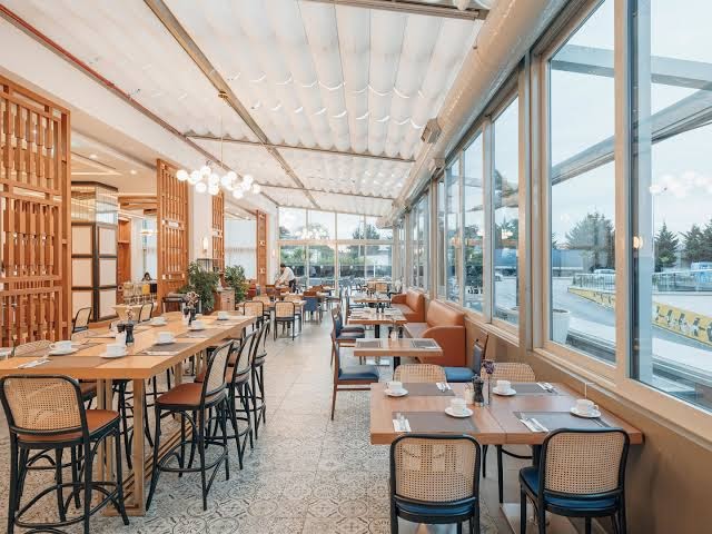 Antares Meeting Room - Room Image